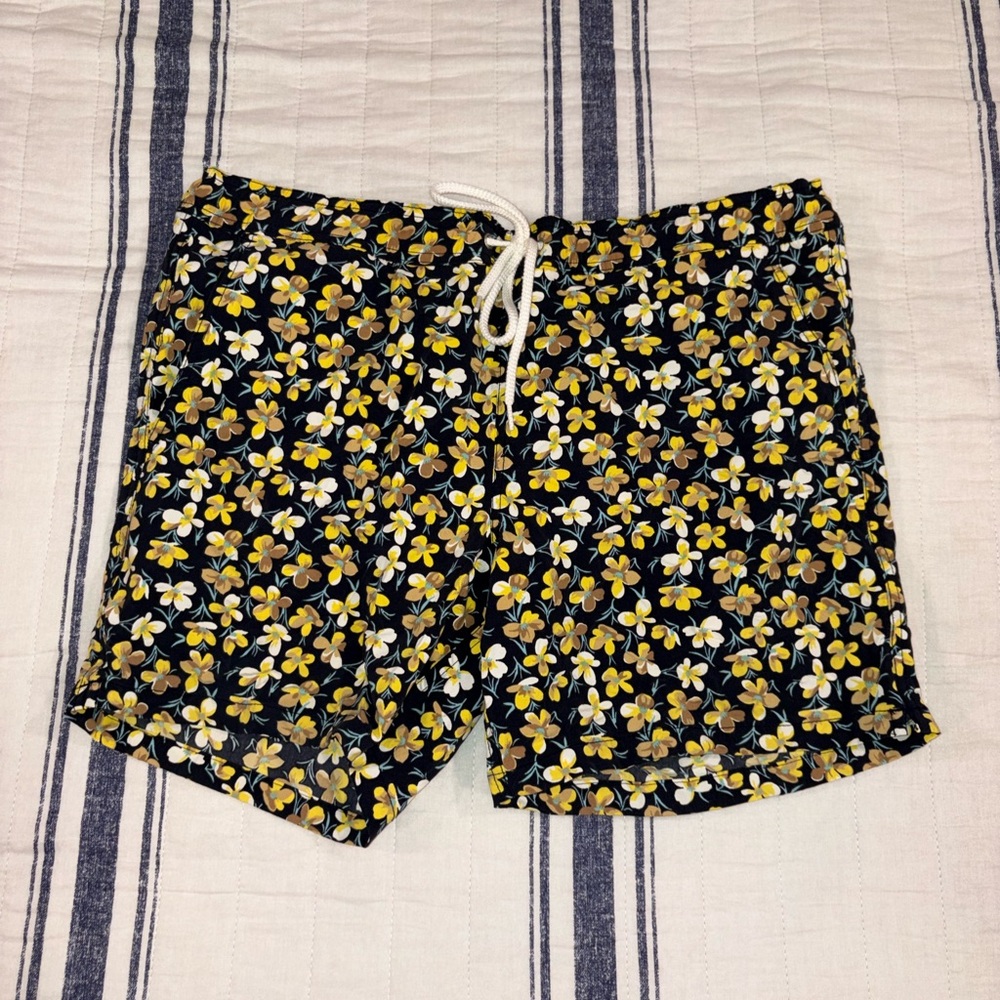 J. Crew Black and Yellow Floral Men's Athletic Shorts